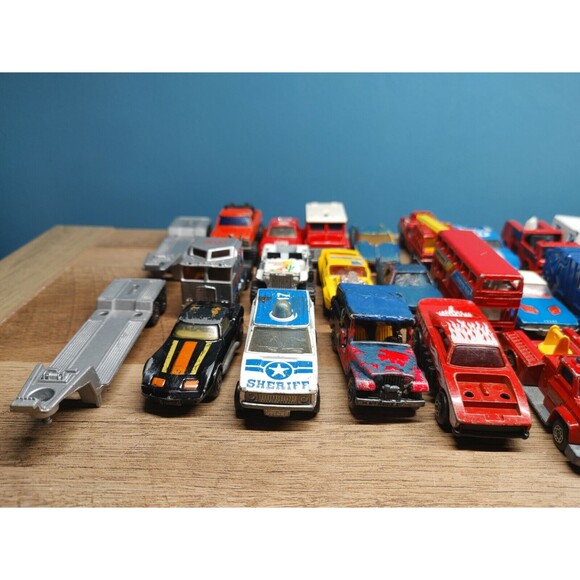 Vintage Lot of 24 Matchbox Trucks Toy‎ Cars 72-73-75-77-78-79-81-91 - Picture 5 of 6